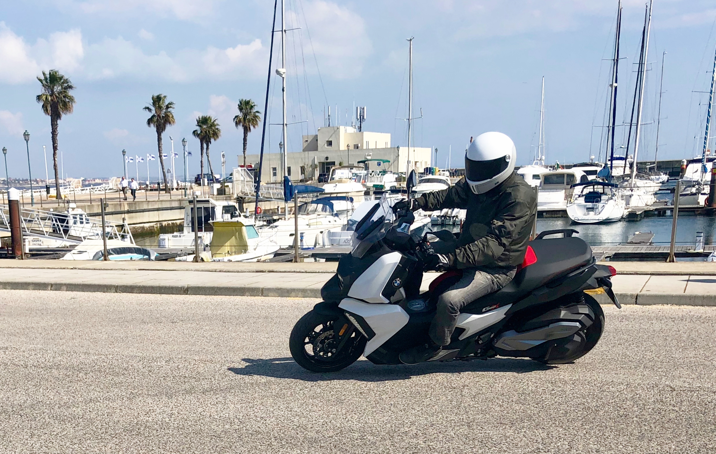 Ensaio BMW C 400 X – Qualidade explosiva em mobilidade urbana