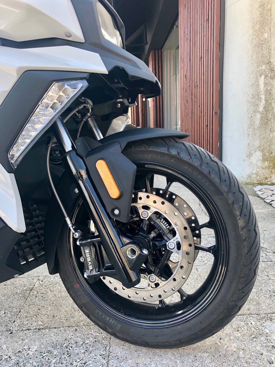 Ensaio BMW C 400 X – Qualidade explosiva em mobilidade urbana