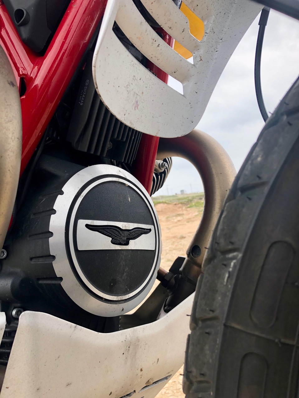 Ensaio Moto Guzzi V85 – Uma “Clássica Enduro” que promete desestabilizar