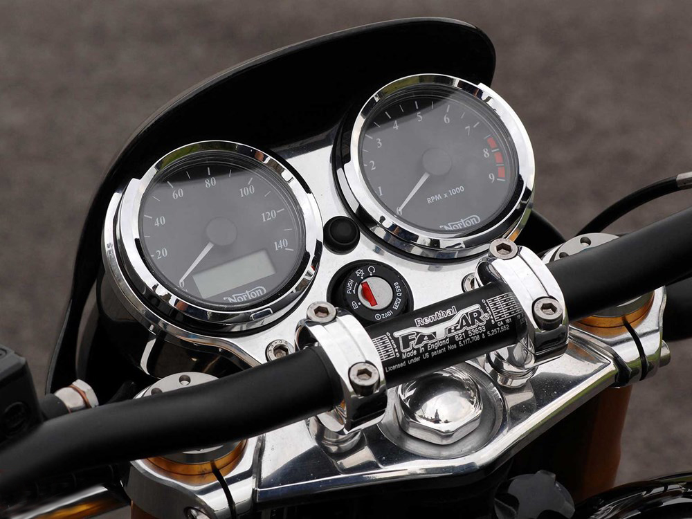 NORTON COMMANDO 961 STREET – Edição Especial Limitada a 50 Unidades