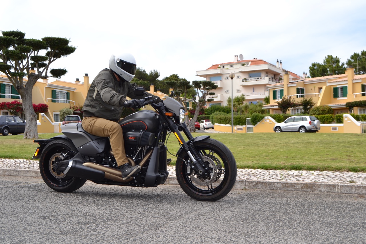 Ensaio Harley-Davidson FXDR 114 de 2019 – Power Cruiser Americana