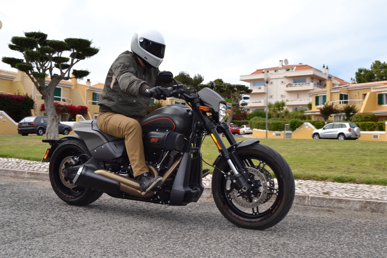 Ensaio Harley-Davidson FXDR 114 de 2019 – Power Cruiser Americana
