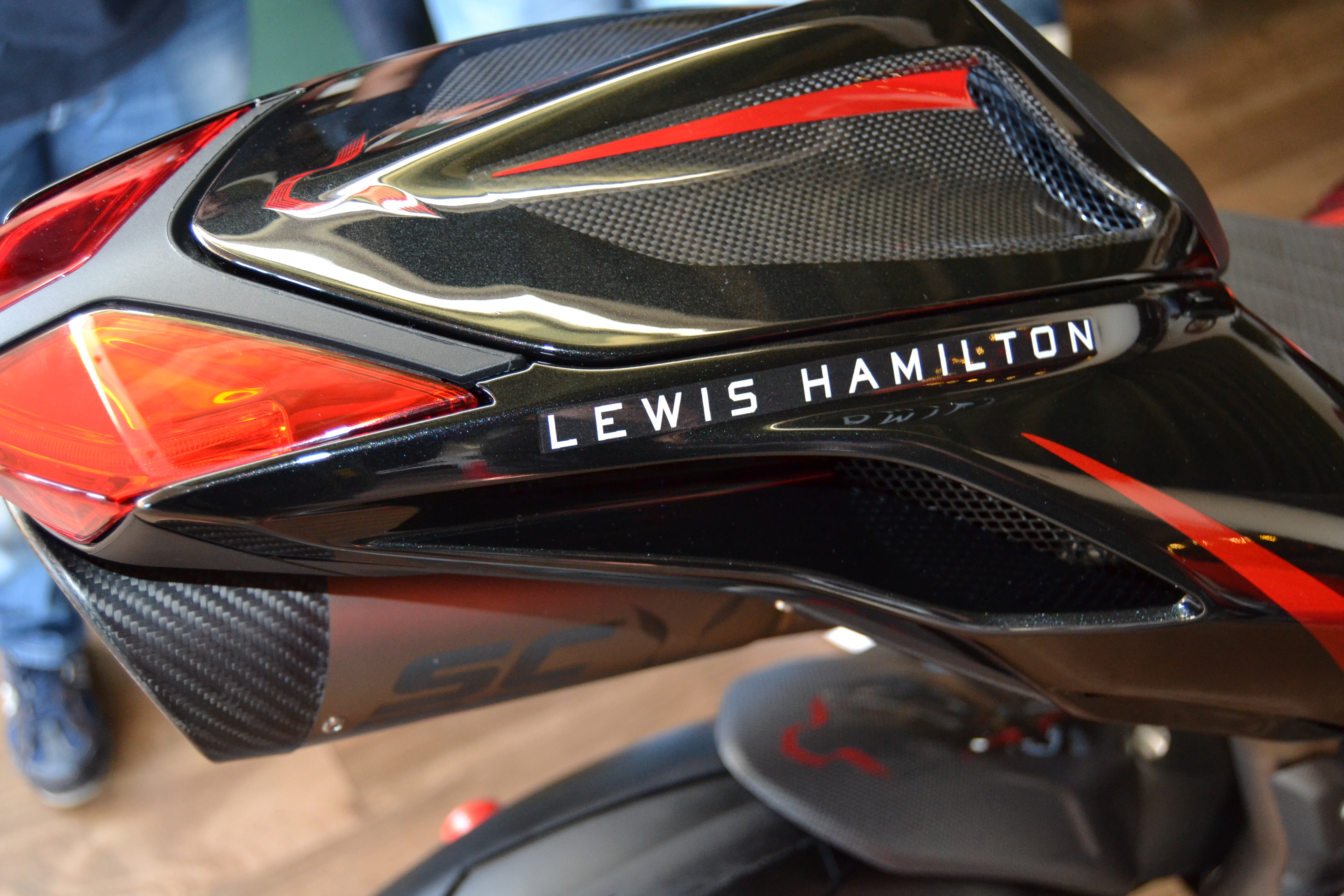 MV Agusta Brutale 1000 “Serie Oro” – Apresentada pela IMEX Moto no Mome em Lisboa