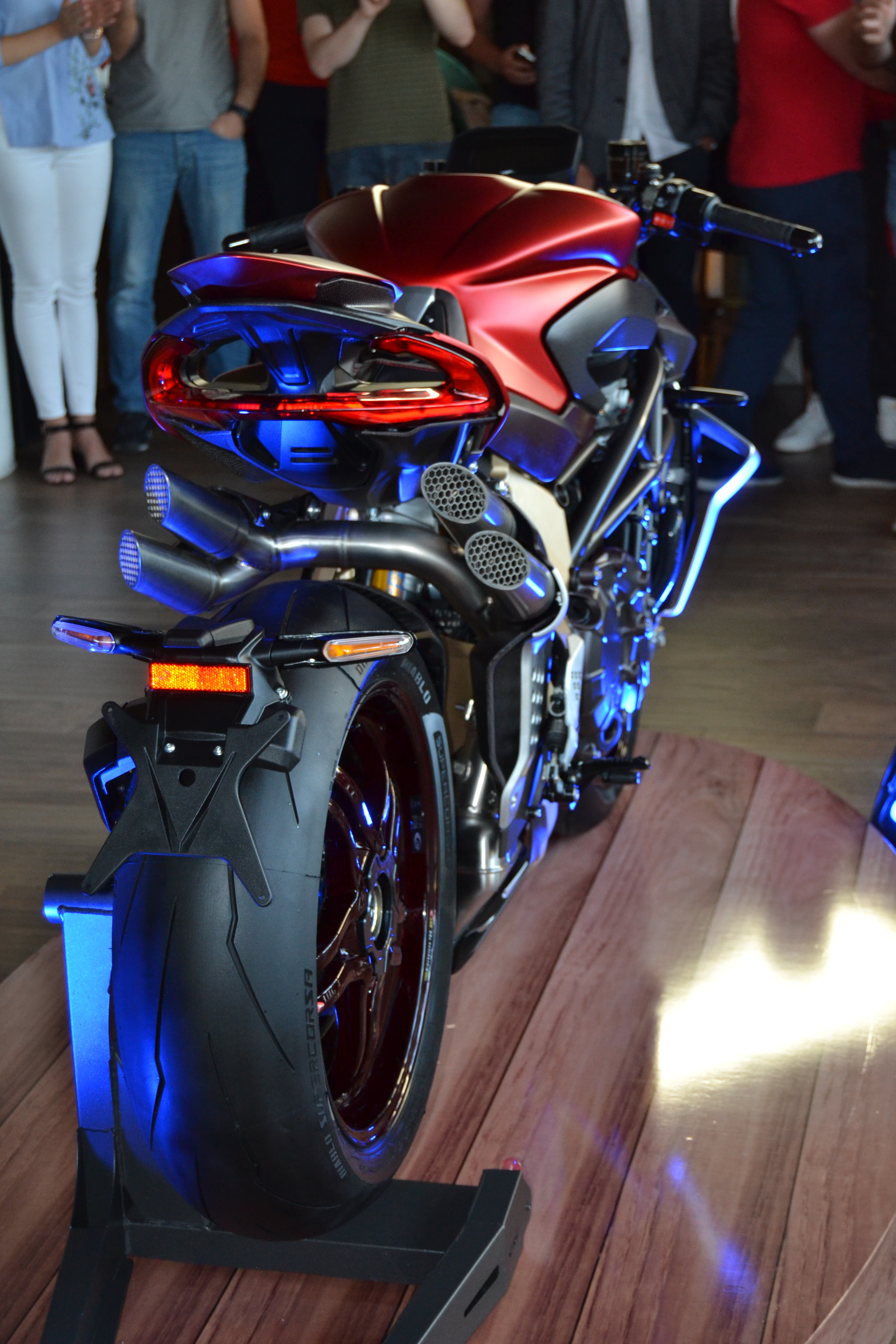 MV Agusta Brutale 1000 “Serie Oro” – Apresentada pela IMEX Moto no Mome em Lisboa