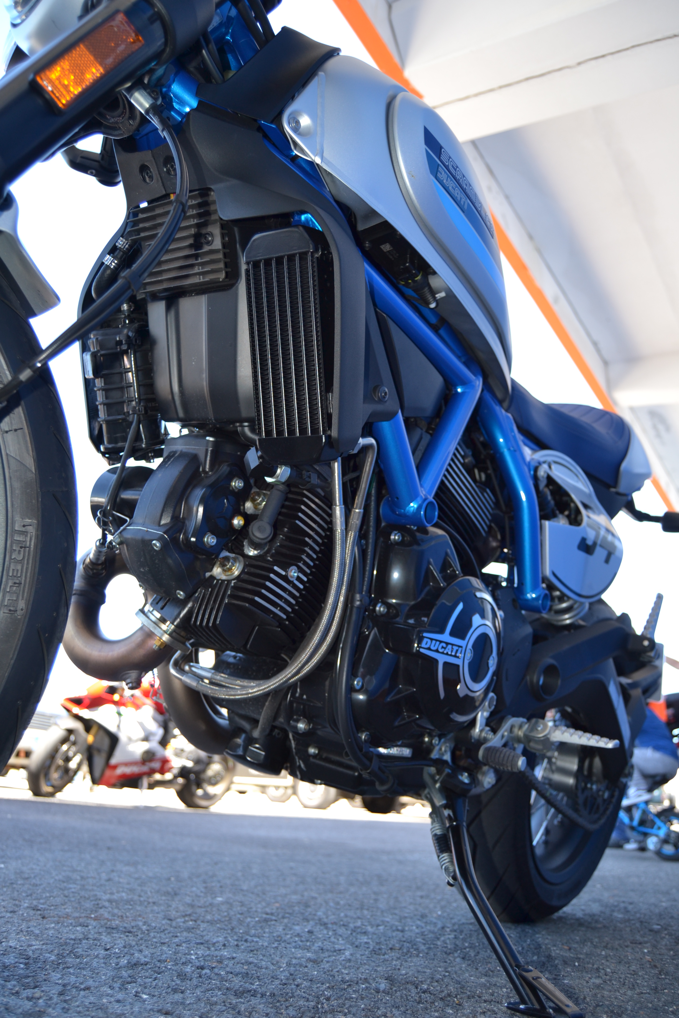 Ensaio Scrambler Ducati Café Racer 2019 – Digna herdeira do estilo “Café Racer”