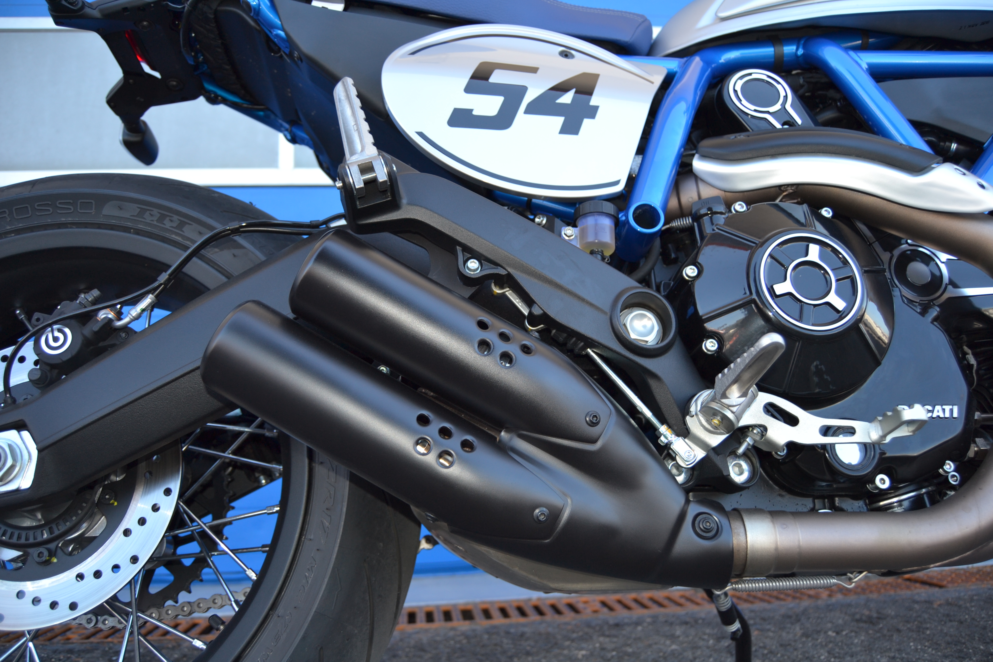Ensaio Scrambler Ducati Café Racer 2019 – Digna herdeira do estilo “Café Racer”