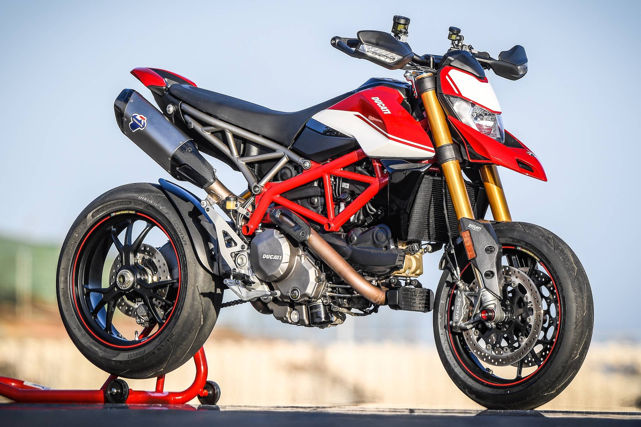 Ensaio Ducati Hypermotard 950 SP – “Cavalos Selvagens”