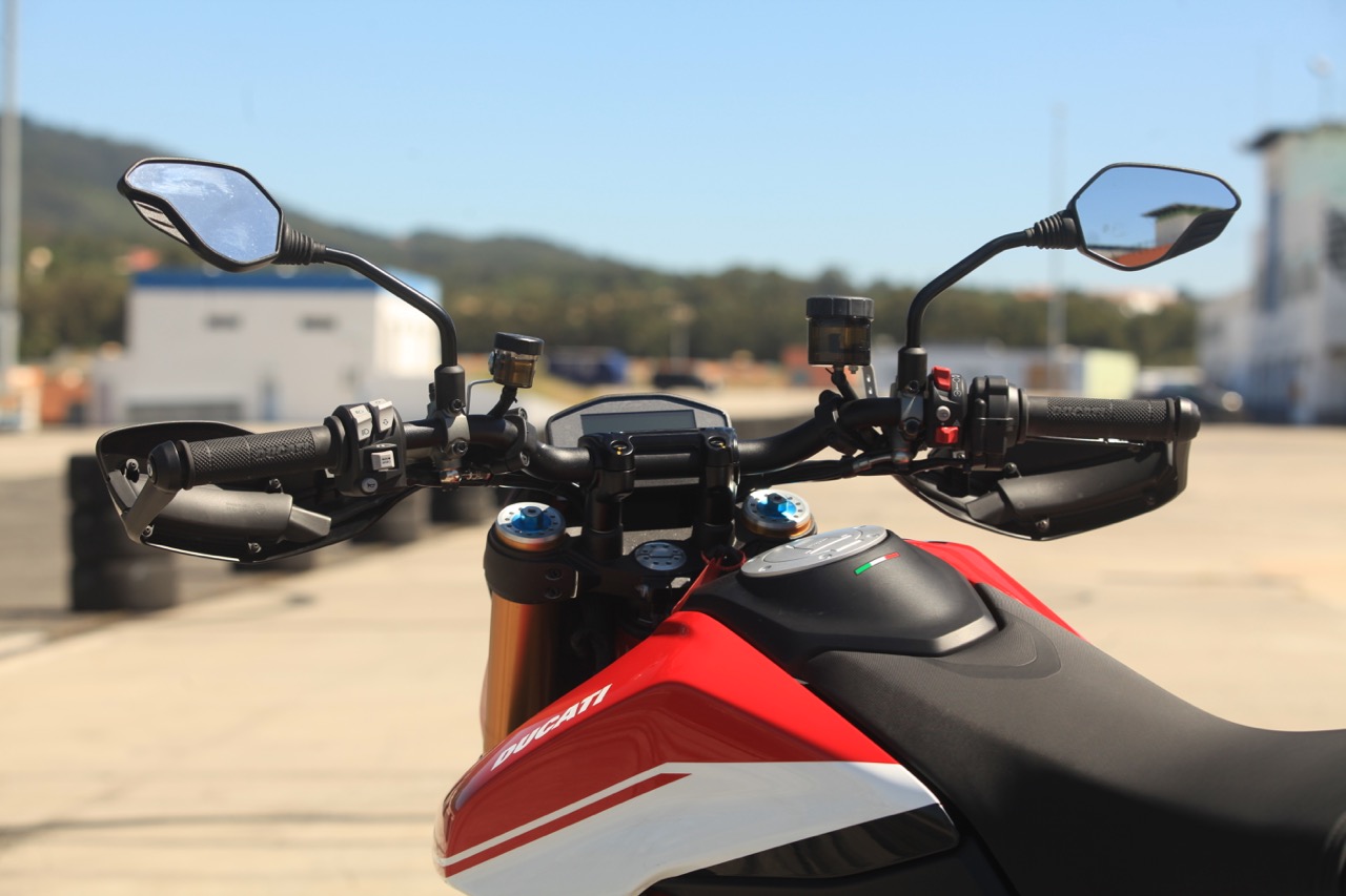 Ensaio Ducati Hypermotard 950 SP – “Cavalos Selvagens”