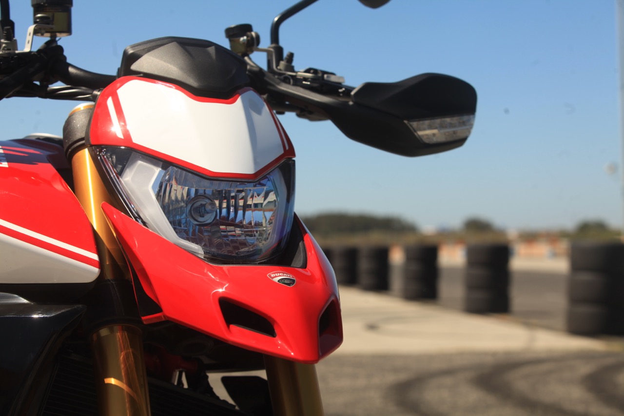 Ensaio Ducati Hypermotard 950 SP – “Cavalos Selvagens”