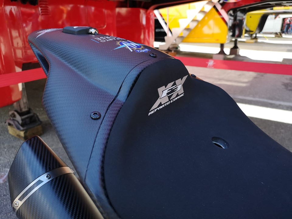 MV Agusta F3XX – Uma moto de competição/cliente preparada pelo Reparto Corse da MV