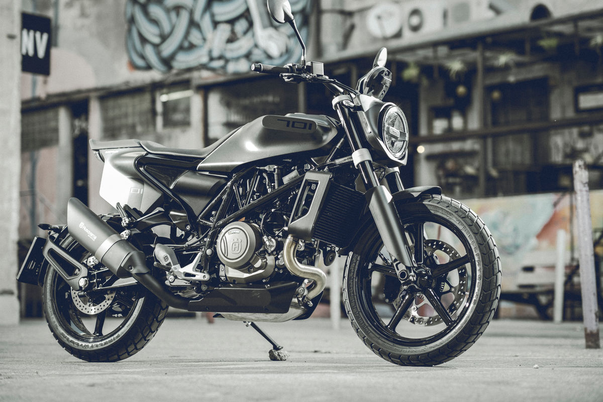 Ensaio Husqvarna Svartpilen 701 – Uma Flat Tracker para “duros”