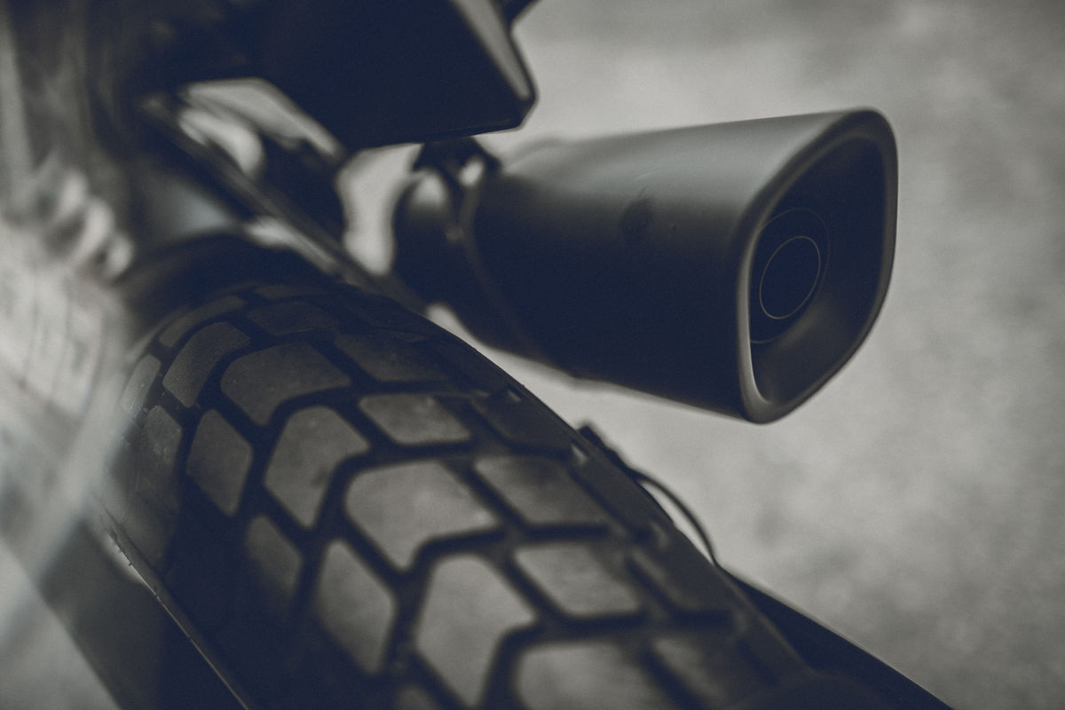 Ensaio Husqvarna Svartpilen 701 – Uma Flat Tracker para “duros”