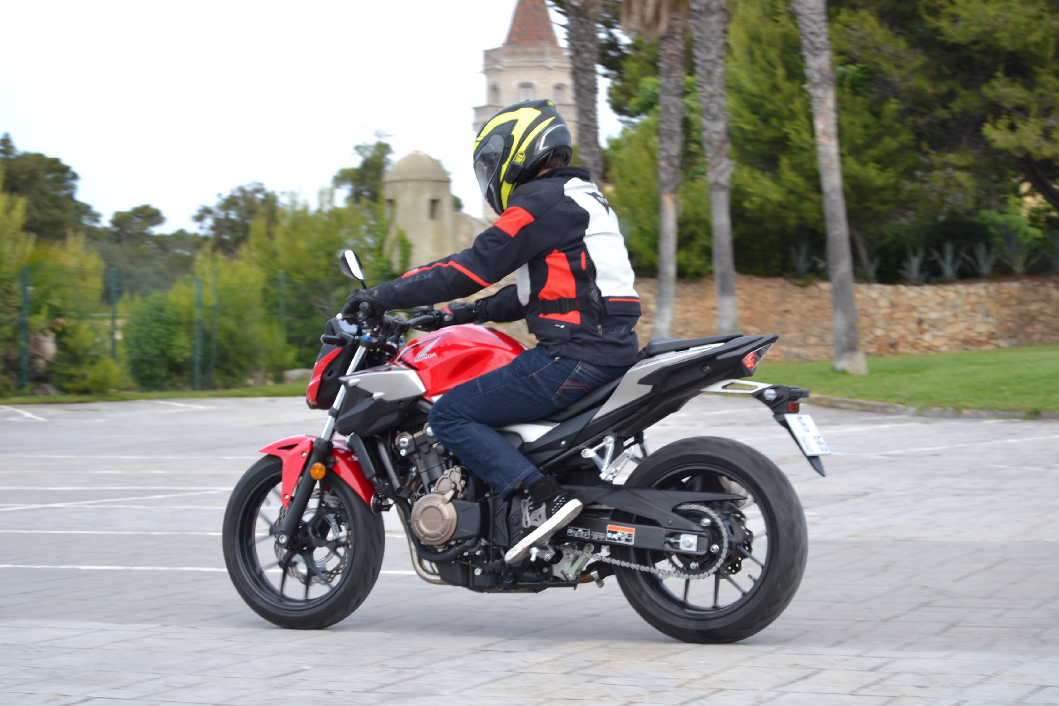 Ensaio Honda CB 500F – Polivalência em estilo “street fighter”