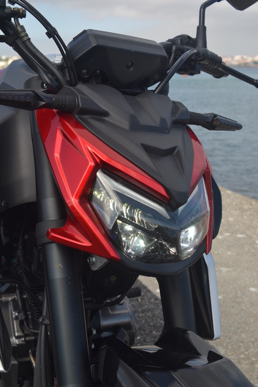 Ensaio FK Motors Street Fighter 125 – A pequena rebelde alemã