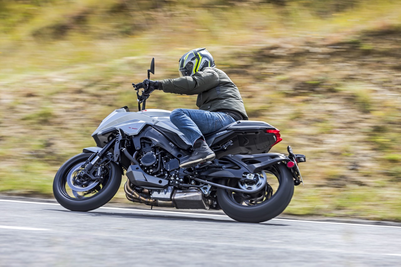 ENSAIO SUZUKI KATANA 1000 de 2020 – de Regresso ao Futuro