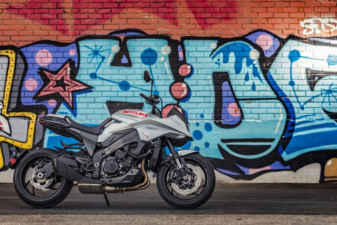 ENSAIO SUZUKI KATANA 1000 de 2020 – de Regresso ao Futuro