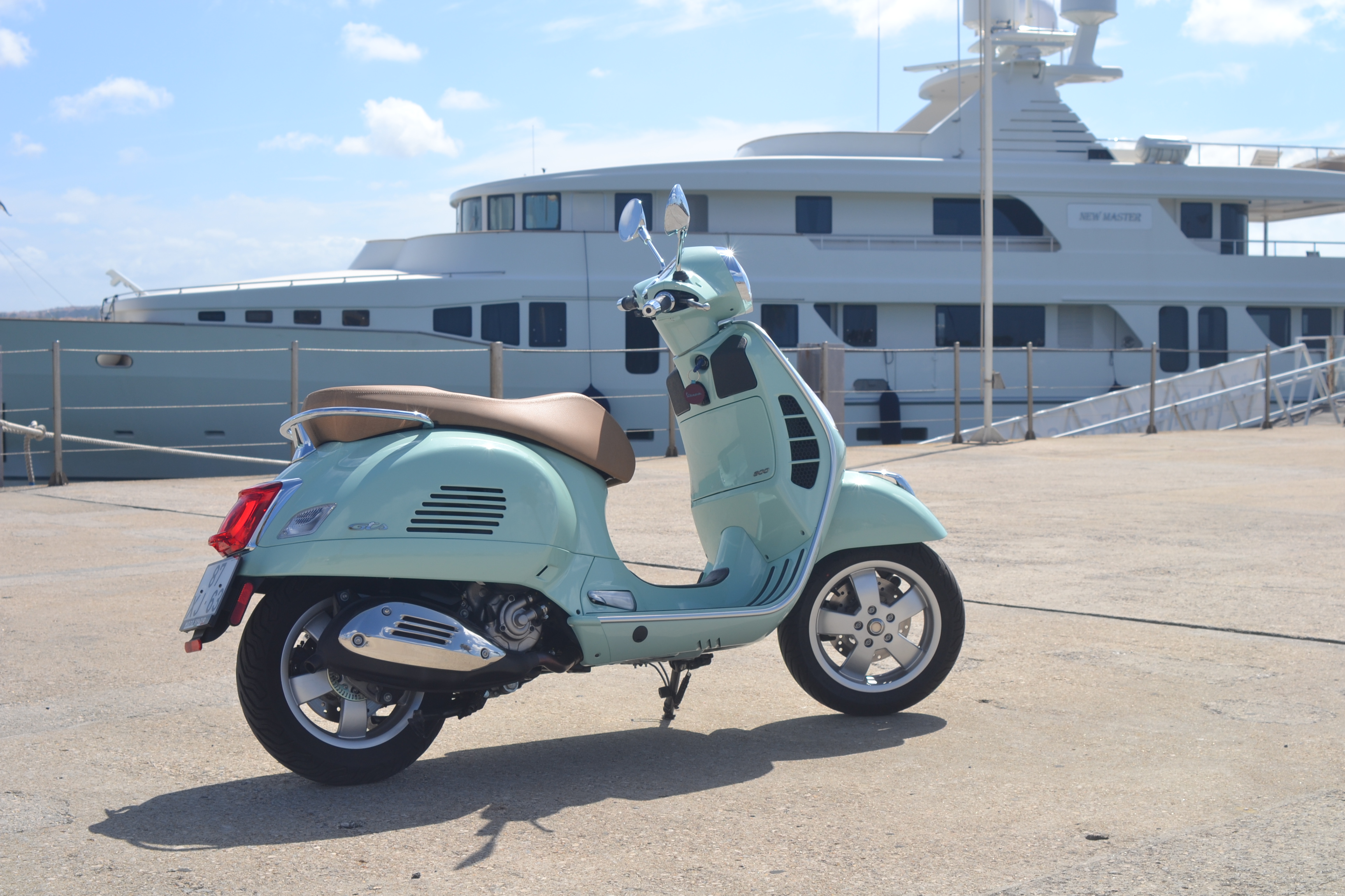 Ensaio Vespa GTS 300 HPE – Um “Vespone” com motor High Power