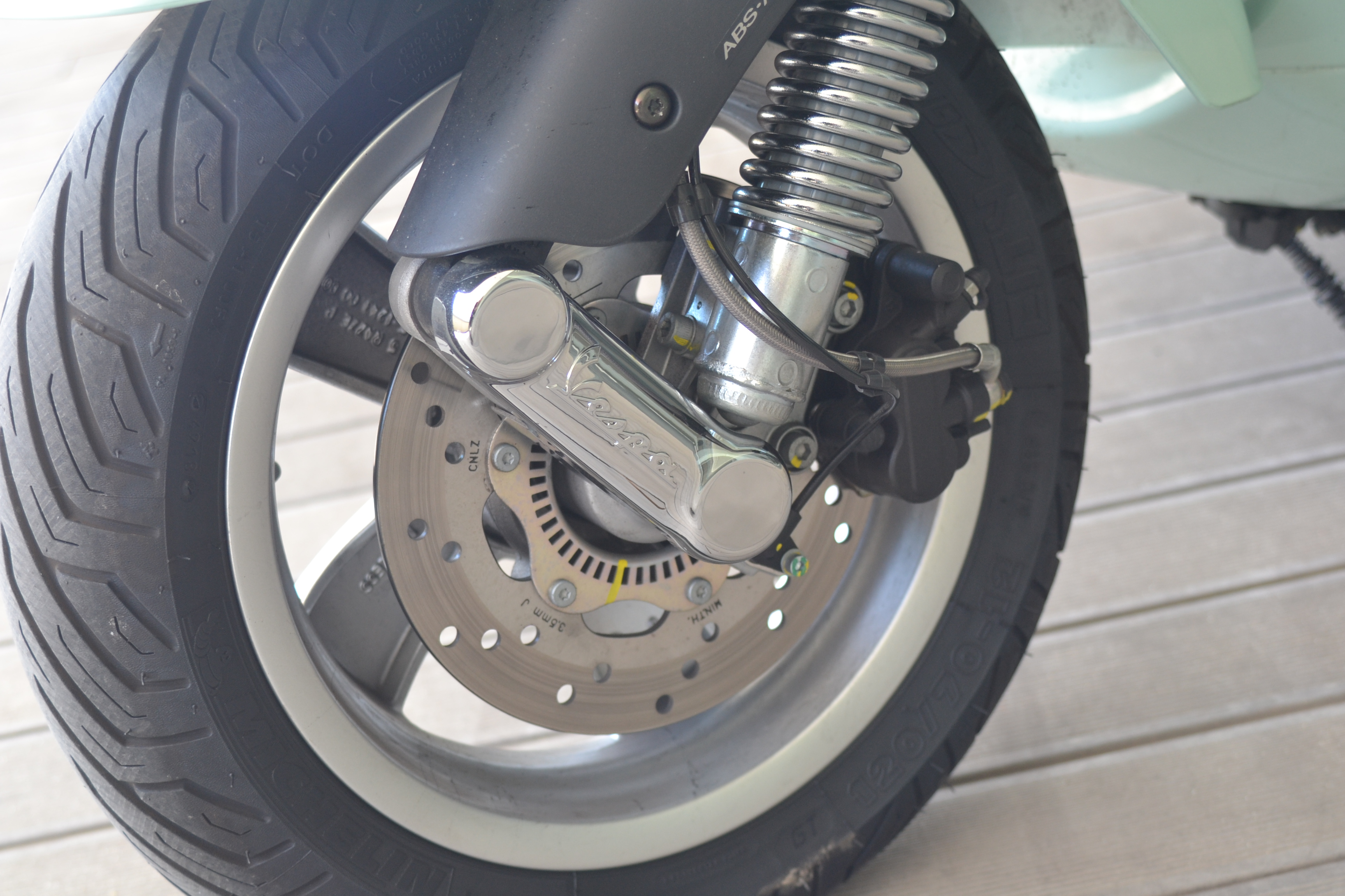 Ensaio Vespa GTS 300 HPE – Um “Vespone” com motor High Power