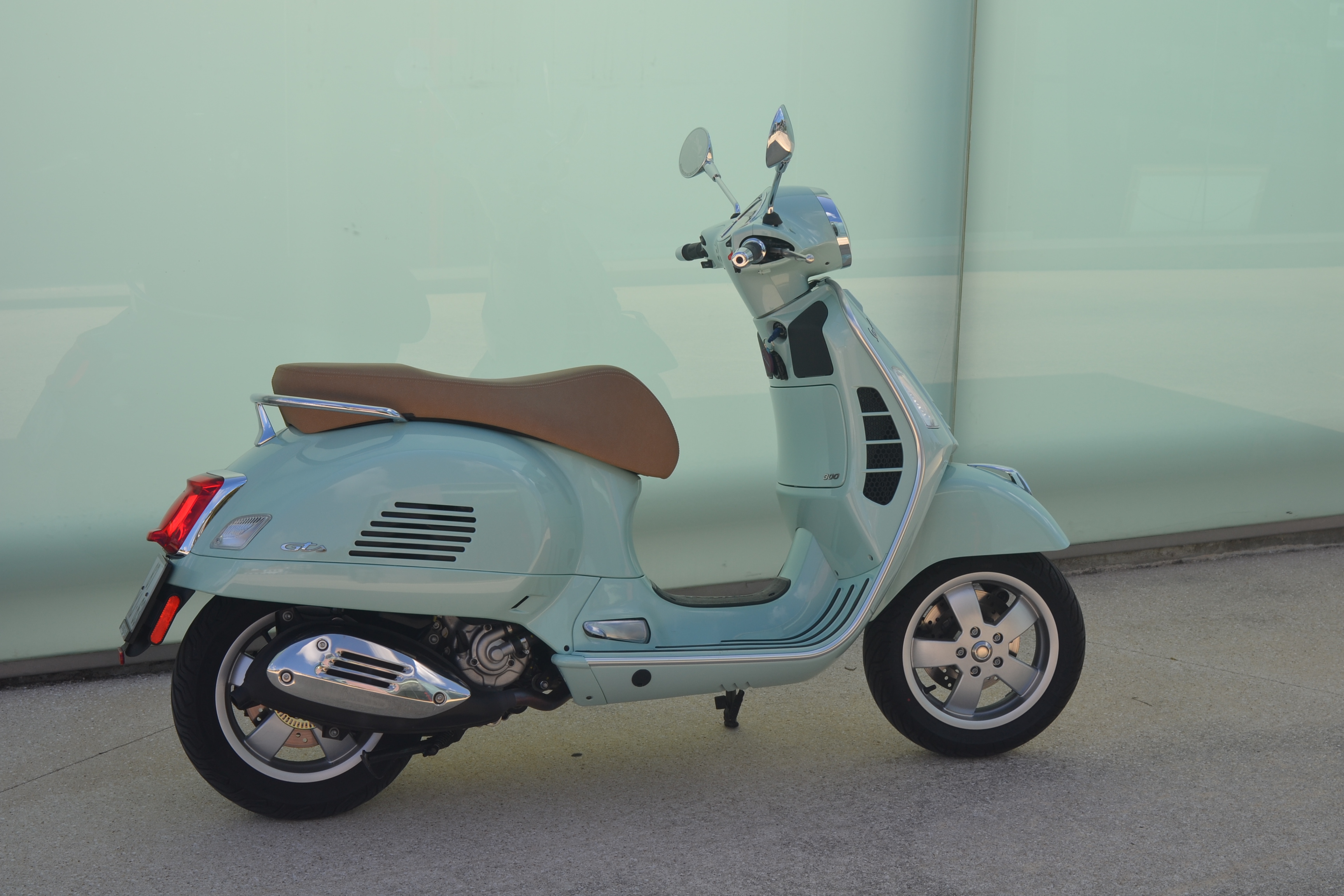 Ensaio Vespa GTS 300 HPE – Um “Vespone” com motor High Power
