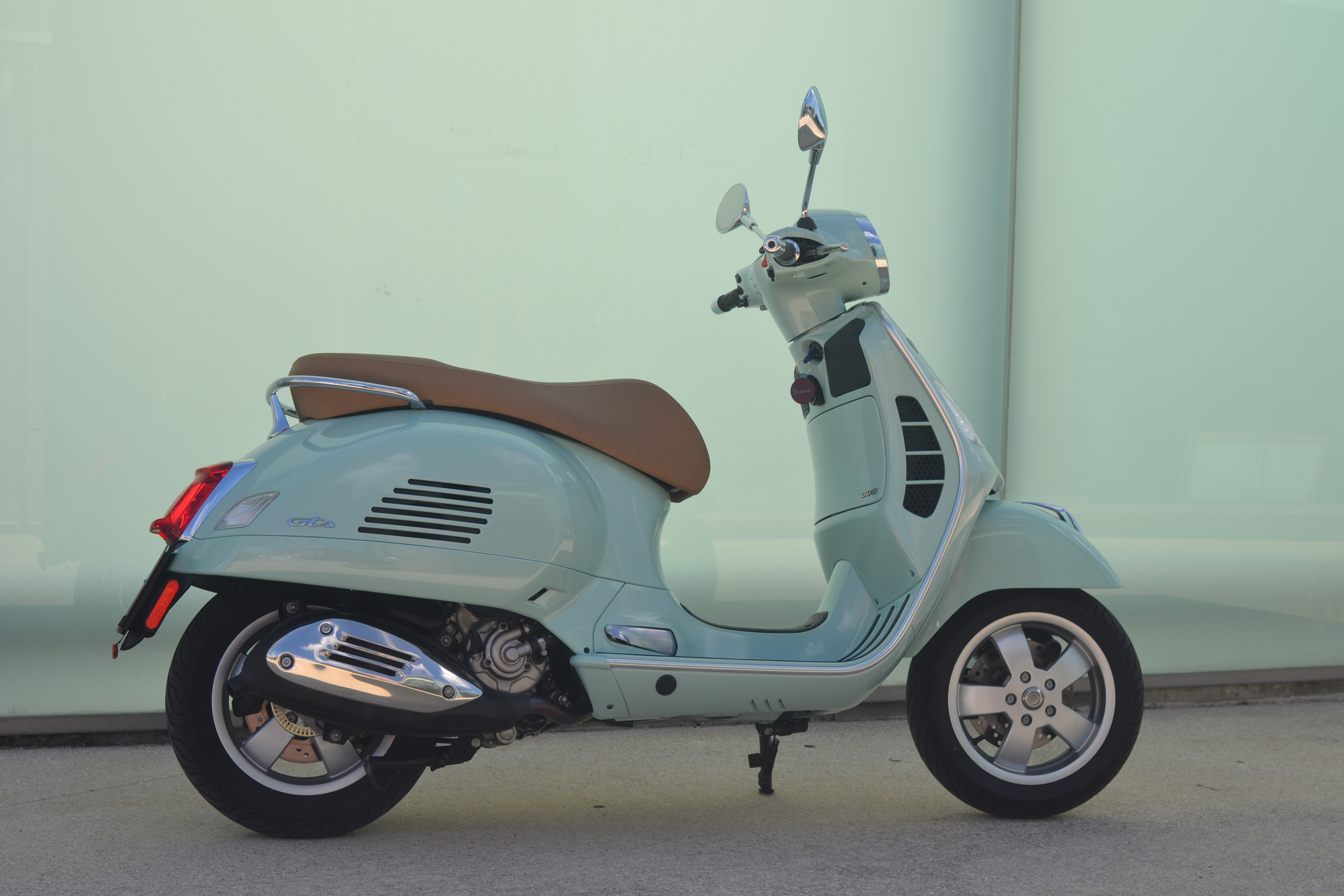 Ensaio Vespa GTS 300 HPE – Um “Vespone” com motor High Power