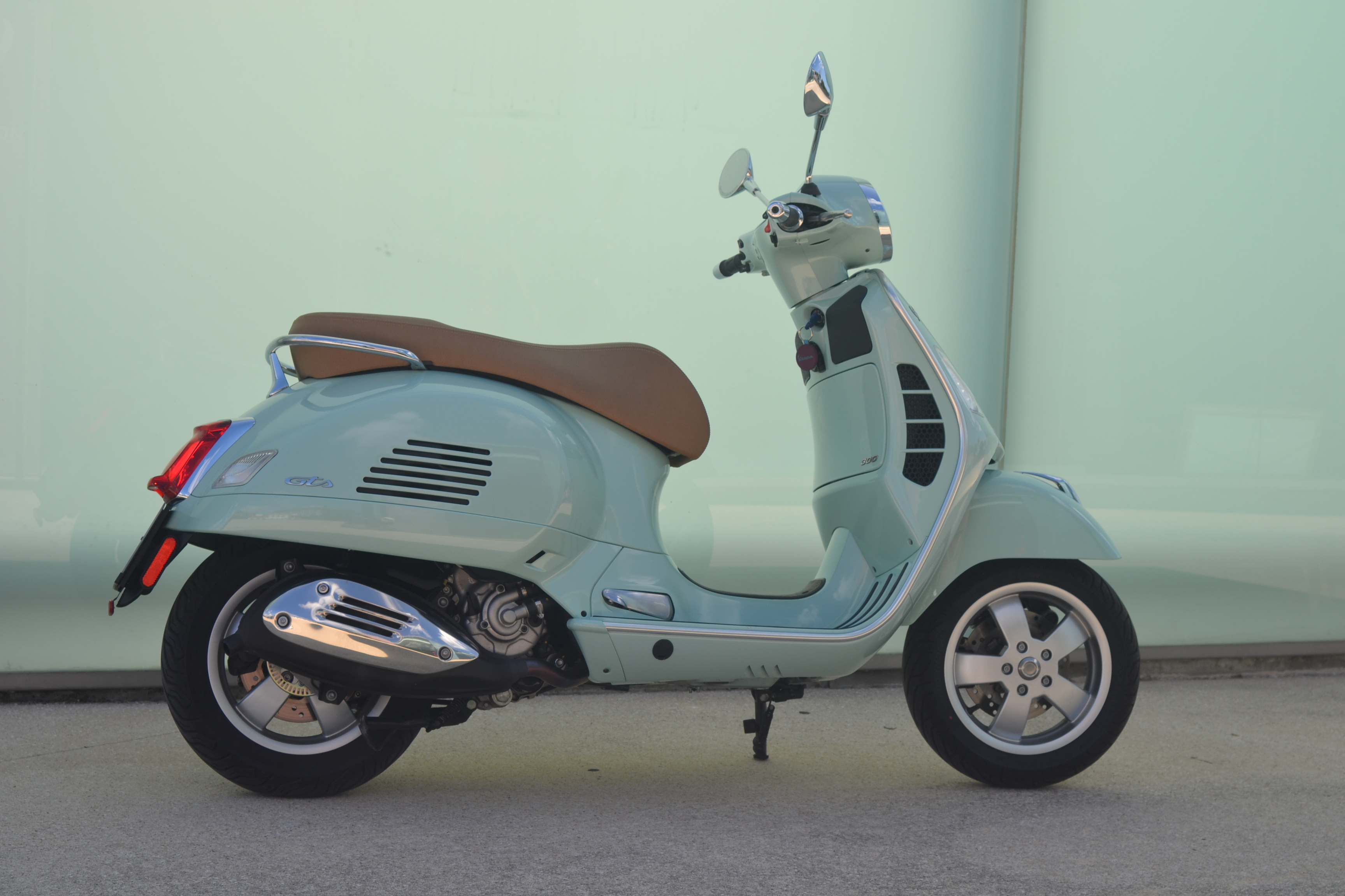 Ensaio Vespa GTS 300 HPE – Um “Vespone” com motor High Power