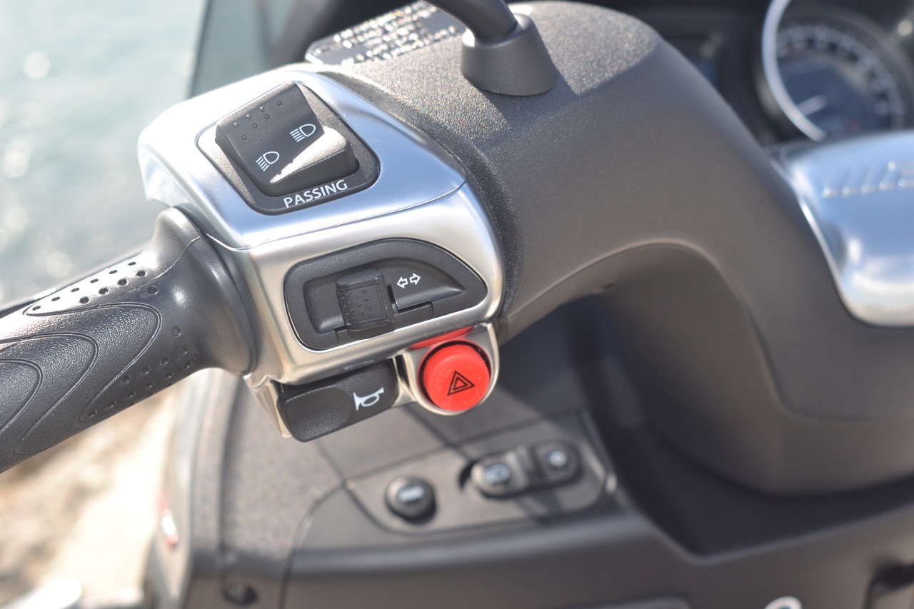 Ensaio Piaggio MP3 300 HPE Sport – Agilidade Urbana em 3 rodas