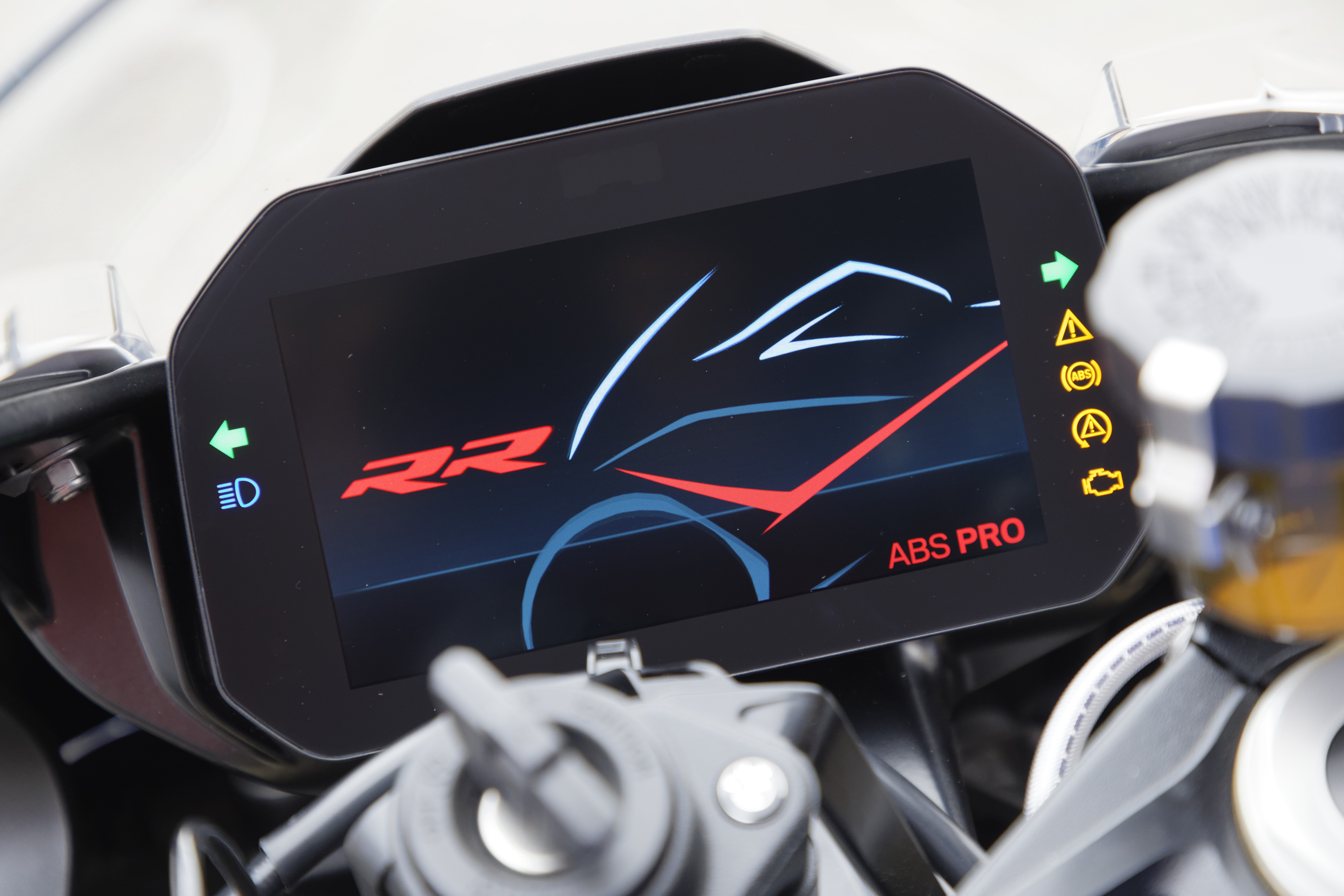 ENSAIO BMW S 1000 RR 2019 –  3ª Geração da Superbike alemã