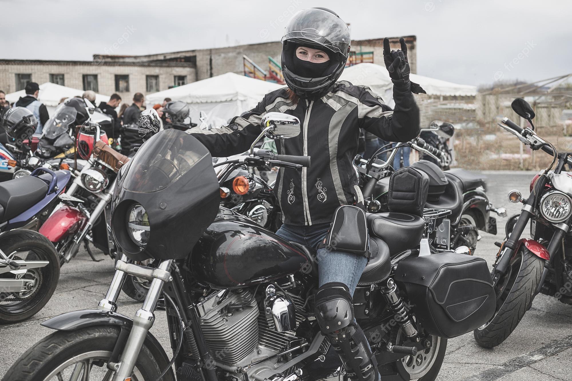 8 gestos motociclistas que deves conhecer
