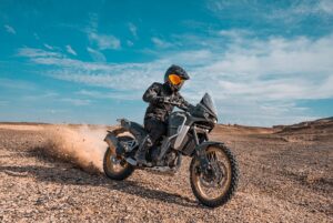 Kove 800X Pro – a mais leve e potente moto de Trail/Aventura do seu segmento thumbnail