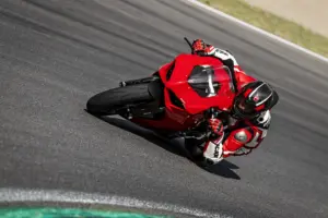 Ducati: Panigale com motor bicilíndrico a ser desenvolvida thumbnail