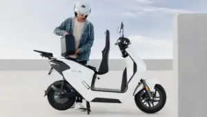 Honda EM1 e: é uma boa aposta para a mobilidade citadina thumbnail