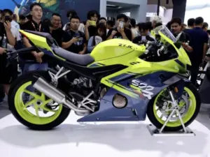 Zhang Xue Motorcycle: Marca chinesa revela a nova desportiva ZX-500RR thumbnail