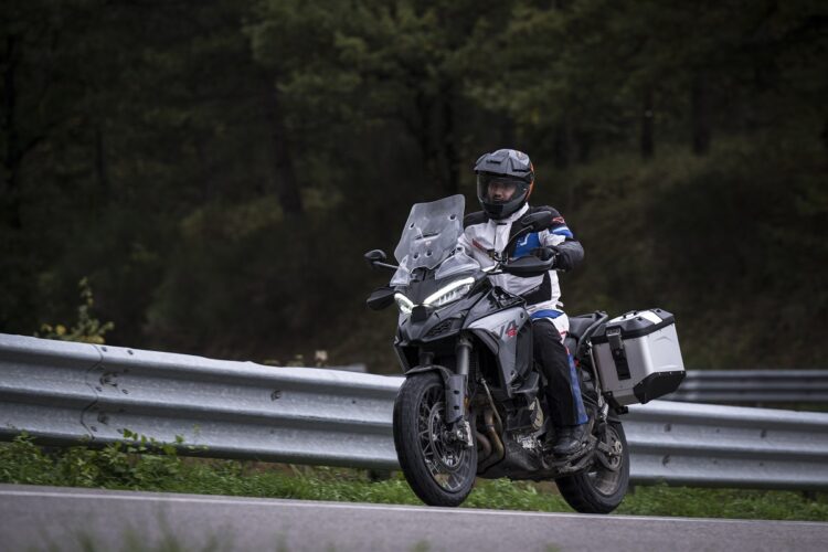 Ducati Multistrada V4S: Como não gostar? | Contacto