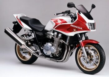 Honda: Icónico modelo CB 1300 vai ser descontinuado e despede-se com a “Final Edition”