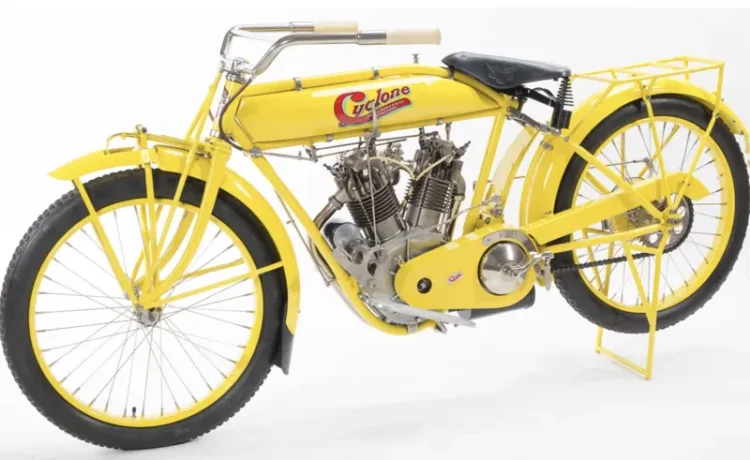 Cyclone bicilíndrica de 1915 é a moto mais valiosa a ser leiloada no mundo