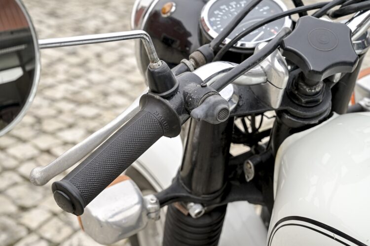 Recordar BMW R75/5 | Ensaio