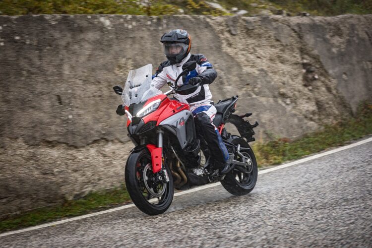 Ducati Multistrada V4S: Como não gostar? | Contacto