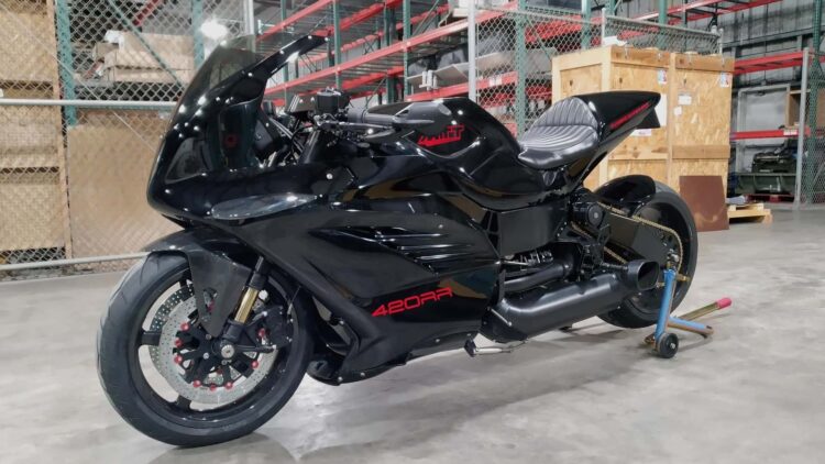 MTT Turbine Superbike celebra 25º aniversário com edição especial