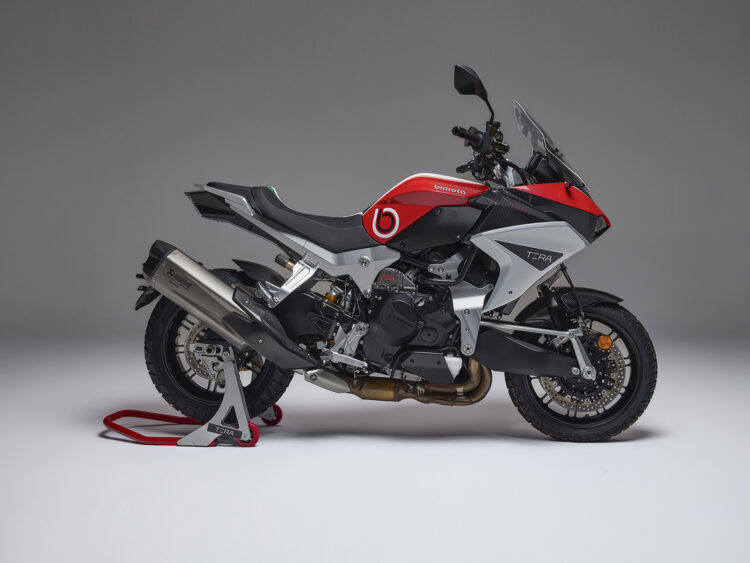 Bimota: Novos modelos KB998 Rimini e Tesi H2 TERA apresentados no AIA de 28 a 30 de Março