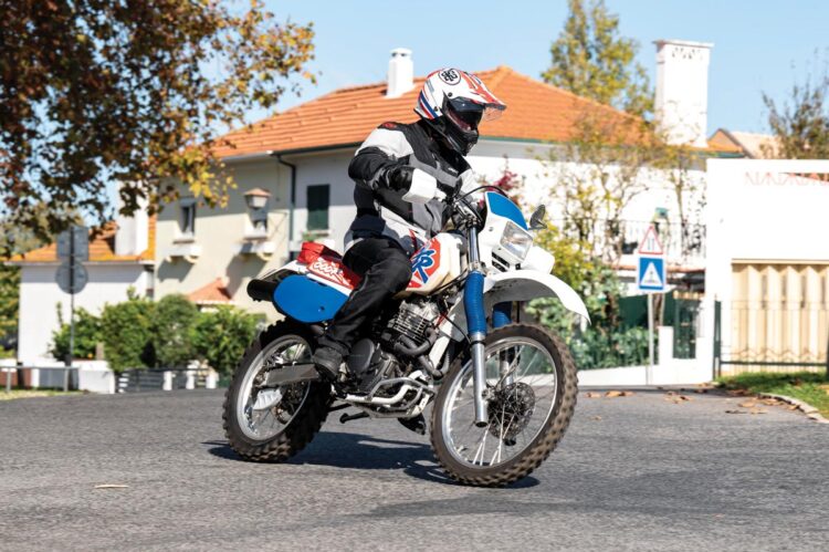 Honda XR 600R | Rainha das Bajas | Recordar