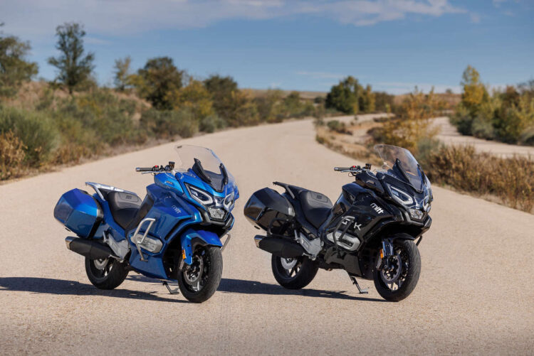 Mitt GT-K: Viajante à procura de afirmação | Contacto