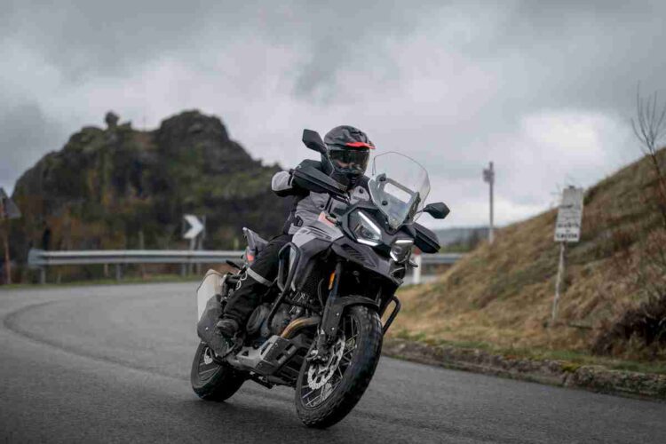 Morbidelli T1002VX | A maxi-trail que promete fazer história! | Contacto