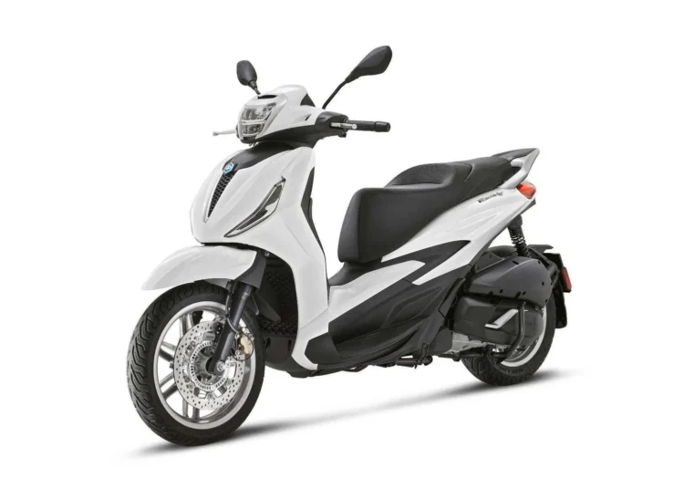 Piaggio Beverly 310 com mais desempenho para deslocações urbanas