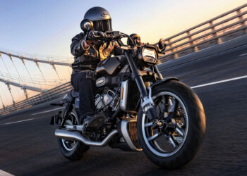 Hyosung GV125X: A solução económica para as deslocações diárias