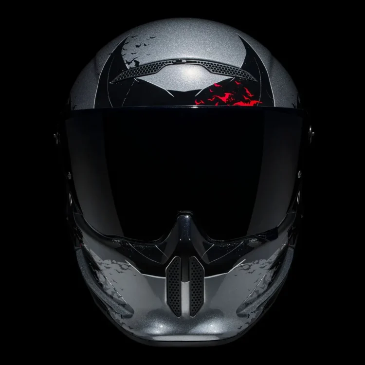 Ruroc: Capacete Atlas 4.0 Carbon volta a ter decorações do Batman, Joker e Harley Quinn