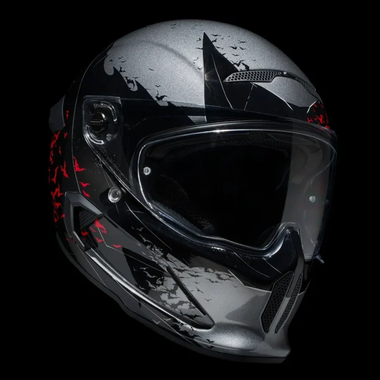 Ruroc: Capacete Atlas 4.0 Carbon volta a ter decorações do Batman, Joker e Harley Quinn