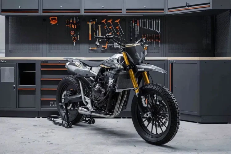 Rought Crafts: Yamaha Ténéré 700 foi transformada num modelo para flat track