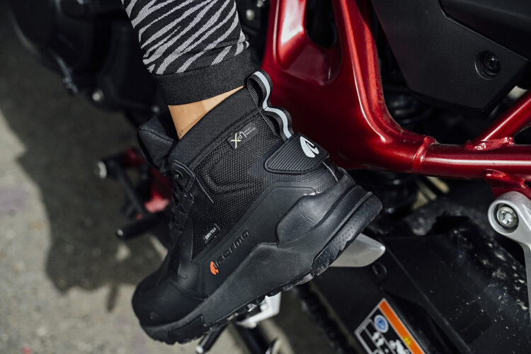 Forma Performing Boots: Novas KUMO Dry com look jovem e casual