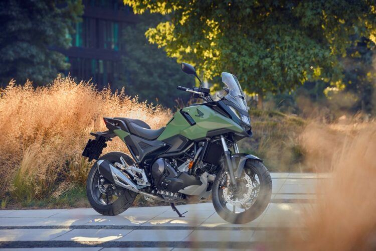 Honda NC750X vence o prémio Red Dot Design Award 2025