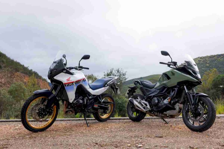 Honda XL750 Transalp | Mais próxima da rainha-mãe | Contacto